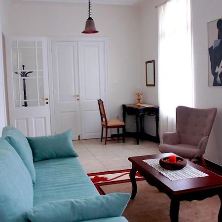 Calliope'S Neoclassical Home In The Heart Of Plaka Athens Exterior photo